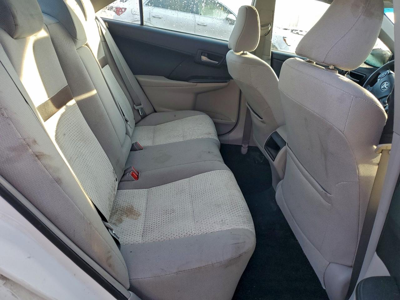 2013 TOYOTA CAMRY L photo 10