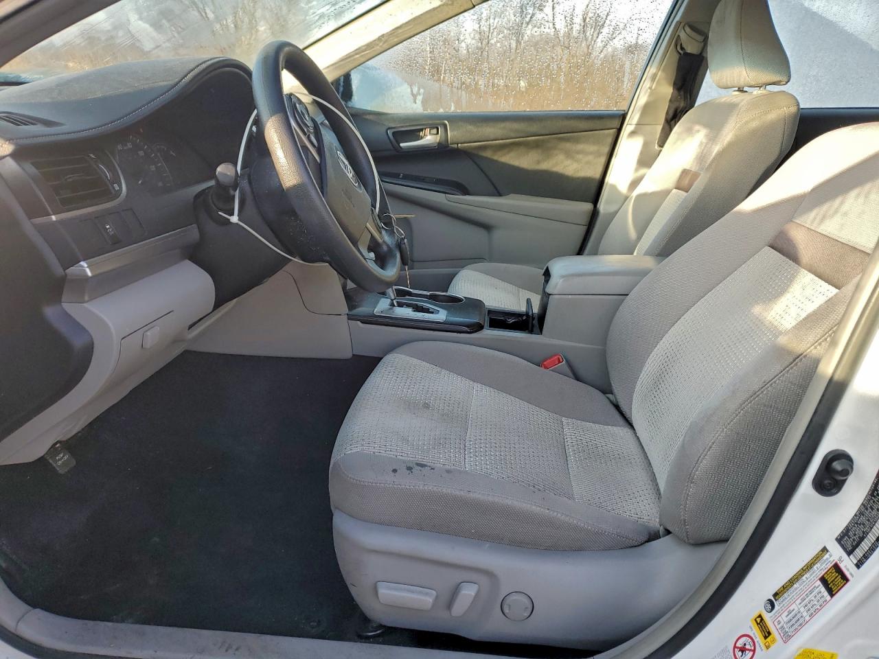 2013 TOYOTA CAMRY L photo 7