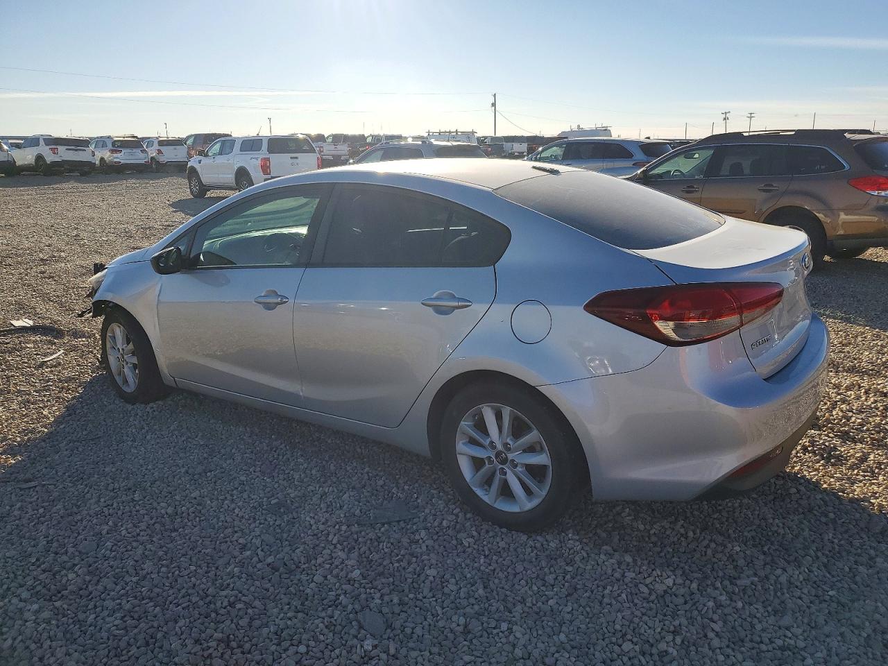 2017 KIA FORTE LX photo 5