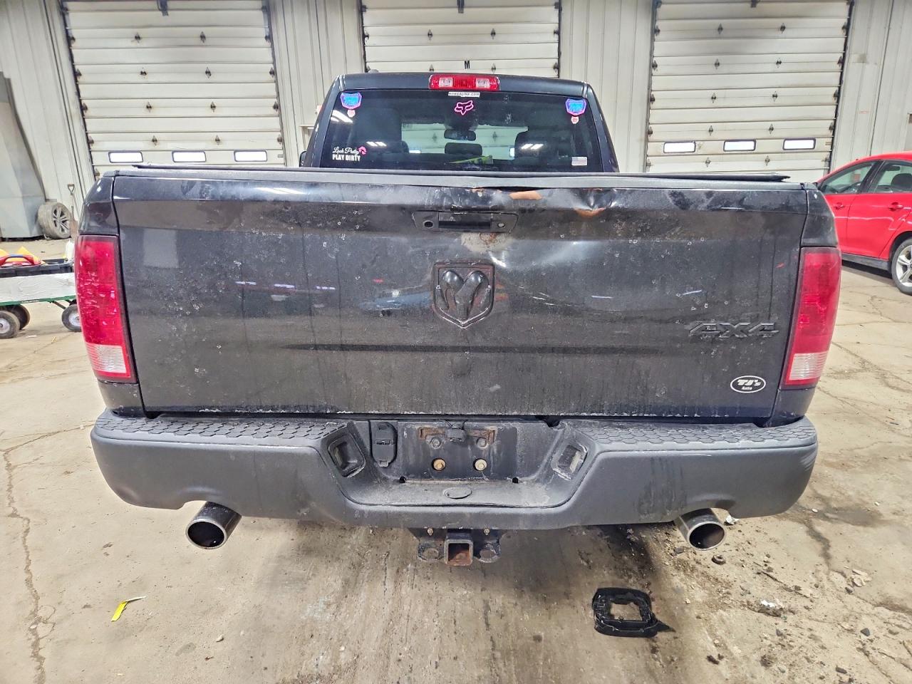 2016 RAM 1500 ST photo 6