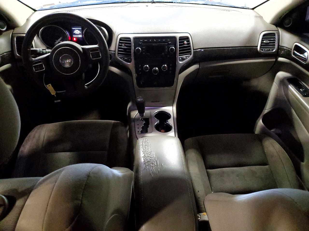 2011 JEEP GRAND CHEROKEE LAREDO photo 8