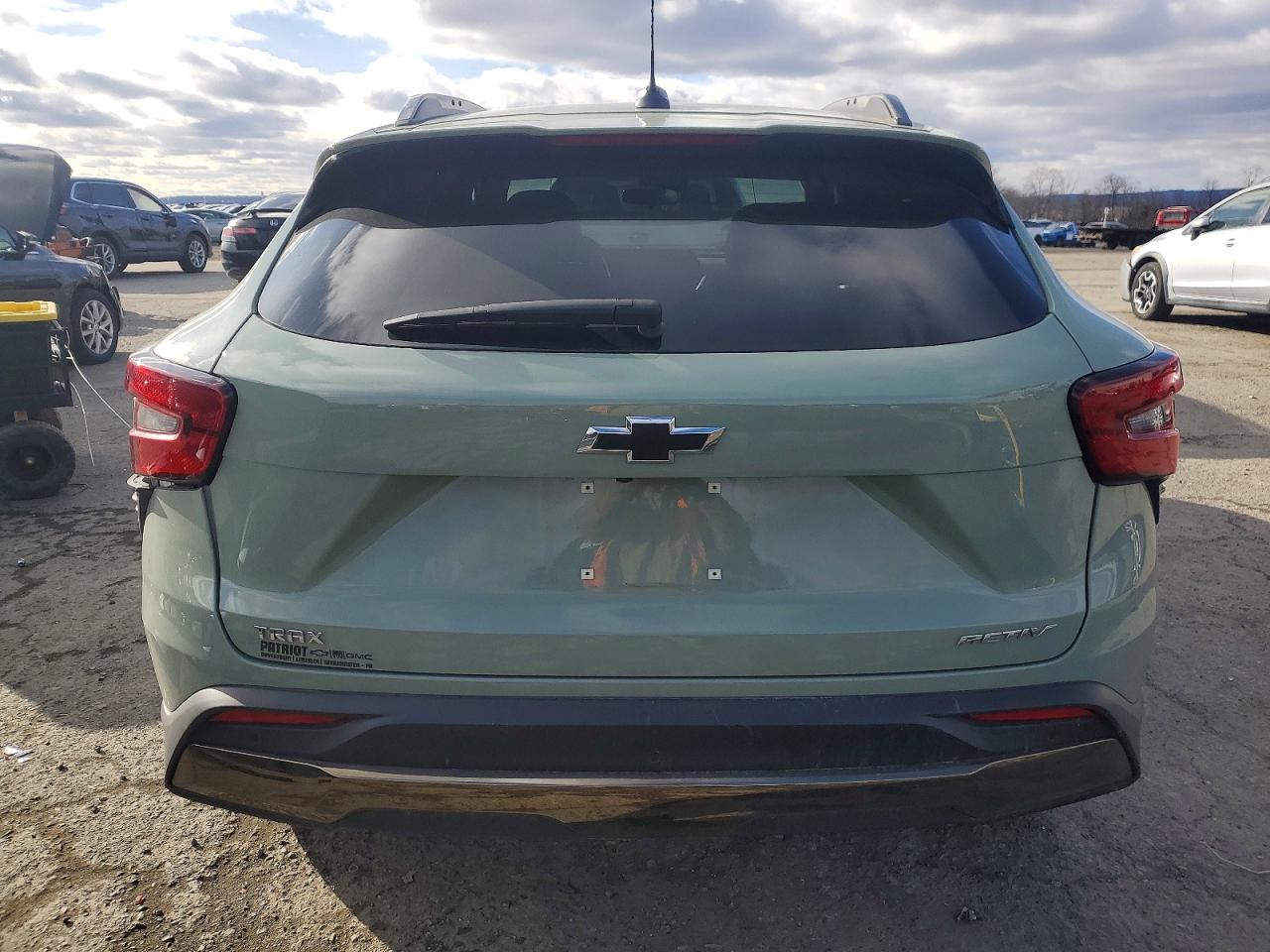 2025 CHEVROLET TRAX ACTIV photo 6