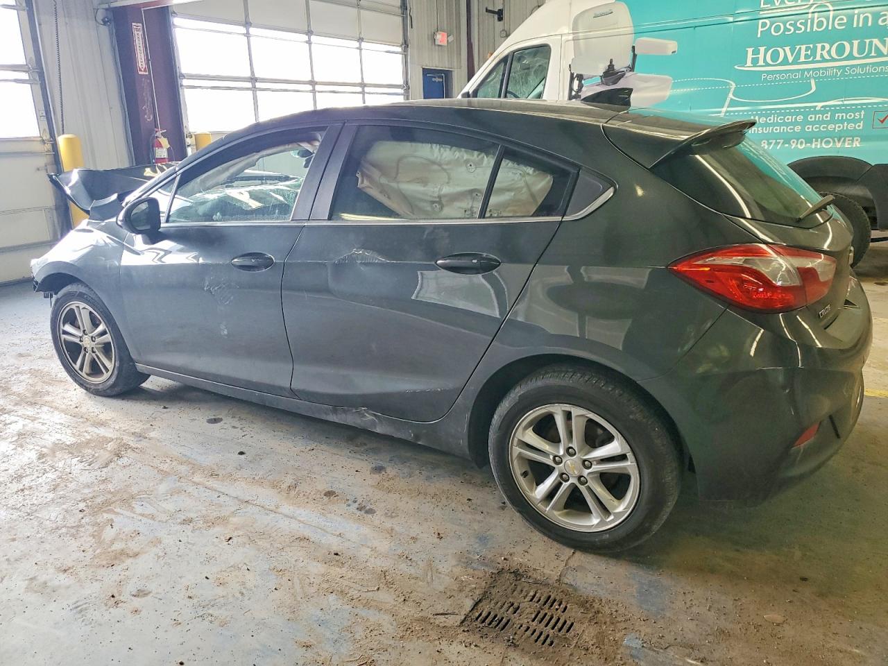 2017 CHEVROLET CRUZE LT photo 3