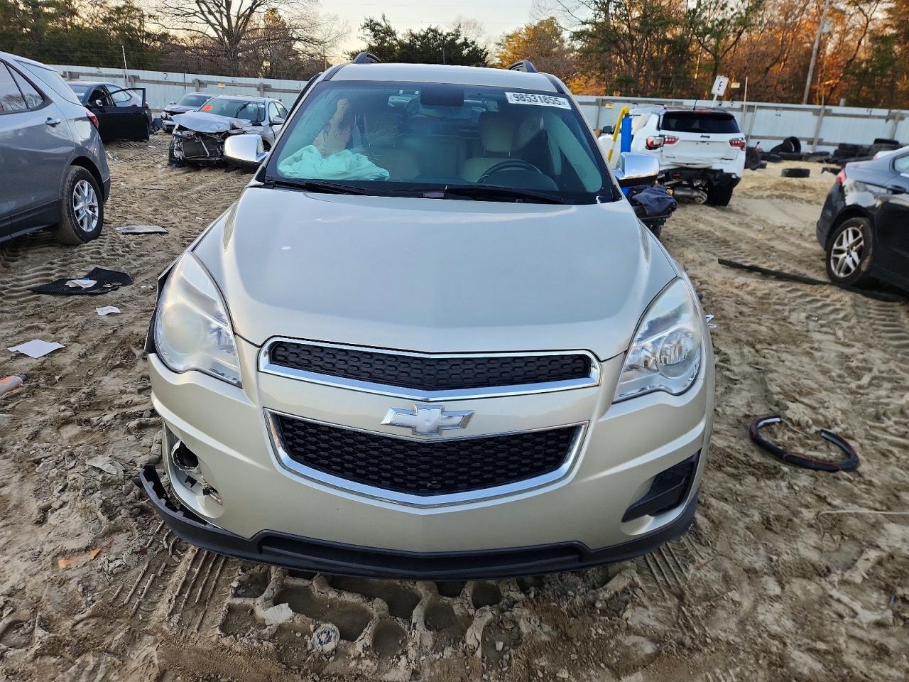 2015 CHEVROLET EQUINOX LT photo 5