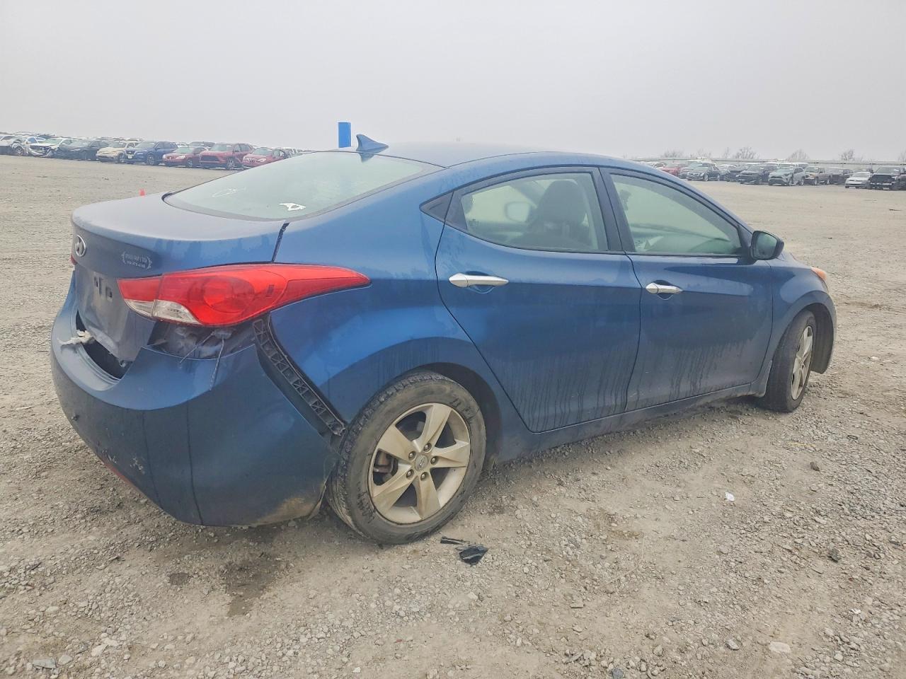 2013 HYUNDAI ELANTRA GLS photo 3