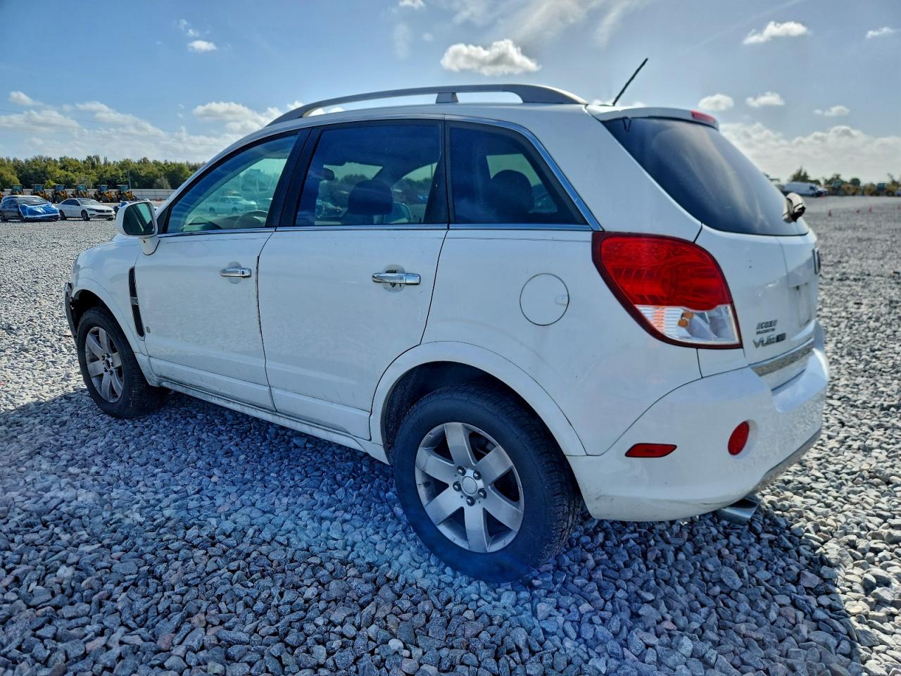 2008 SATURN VUE XR photo 2