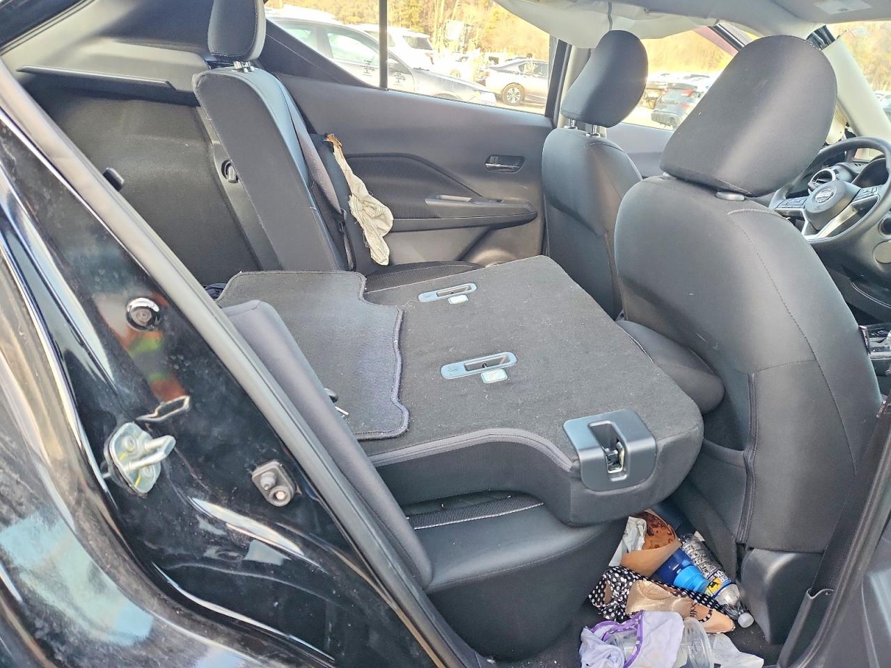 2021 NISSAN KICKS SV photo 21