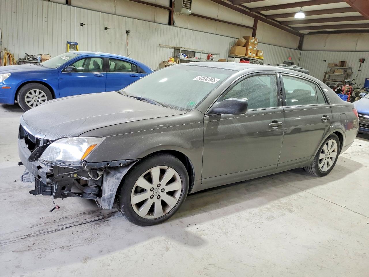 2006 TOYOTA AVALON