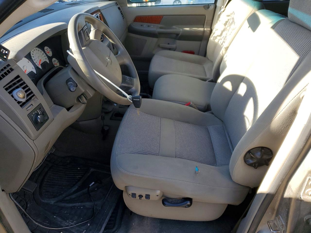 2006 DODGE RAM 2500 ST photo 7