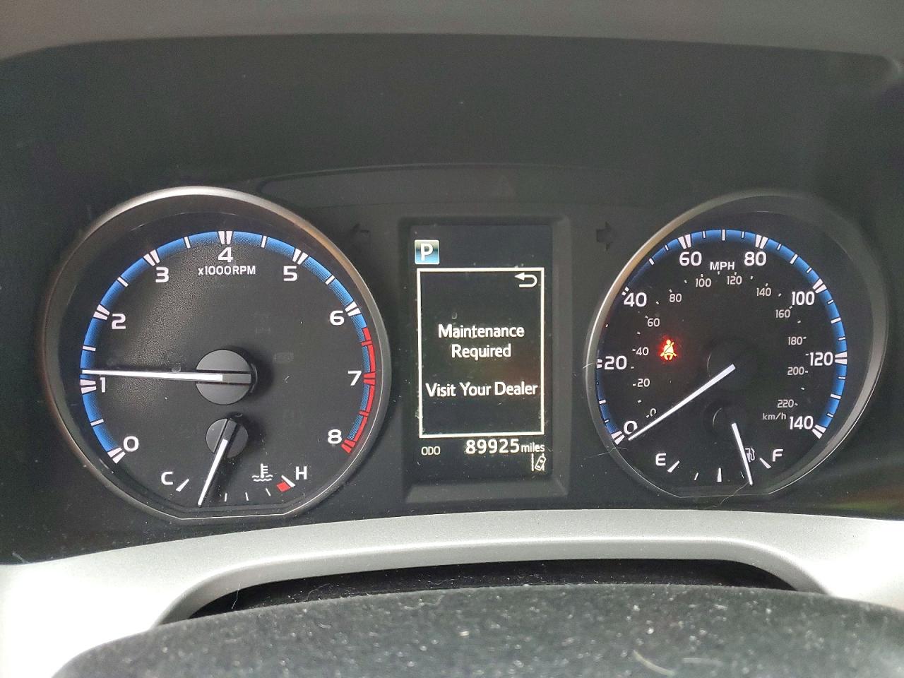 2017 TOYOTA RAV4 XLE photo 9