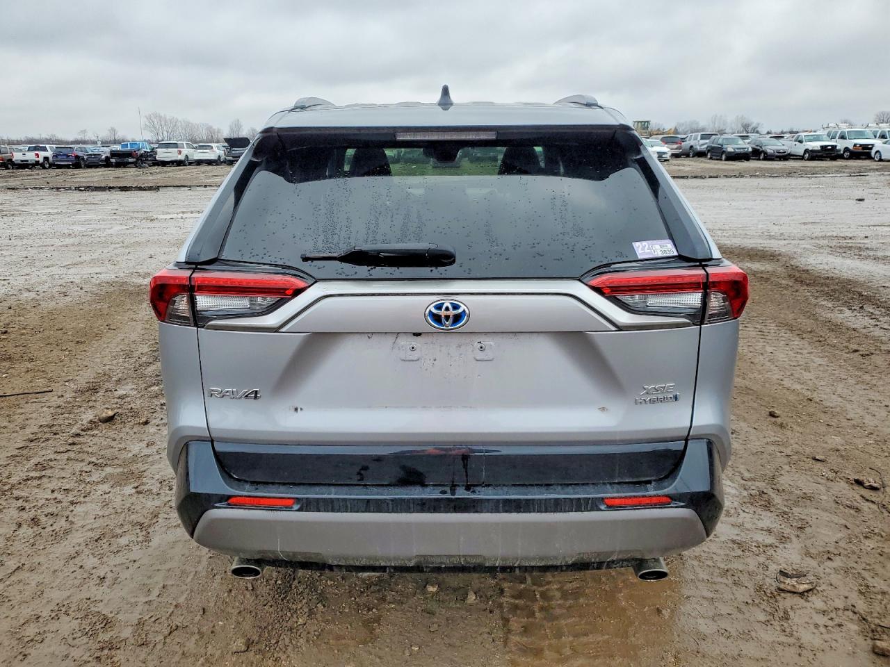 2019 TOYOTA RAV4 XSE photo 6