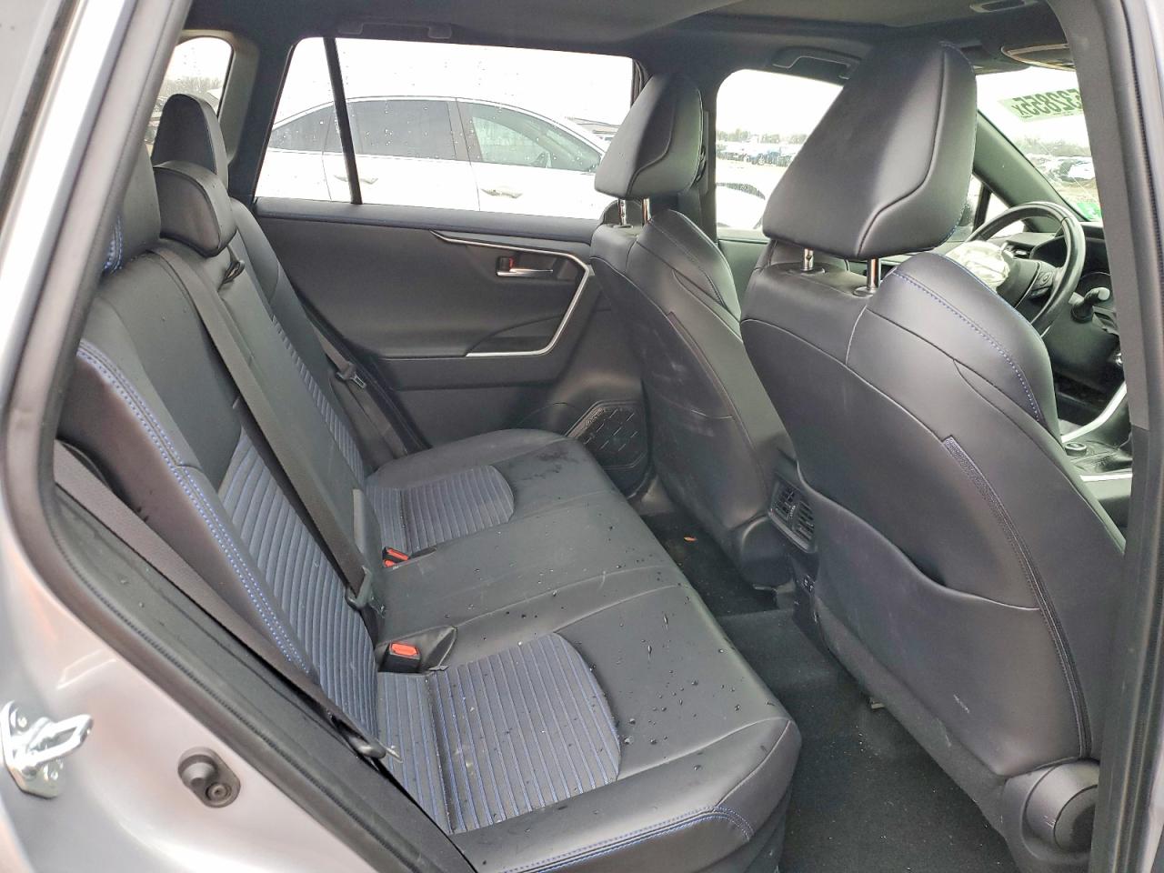 2019 TOYOTA RAV4 XSE photo 10