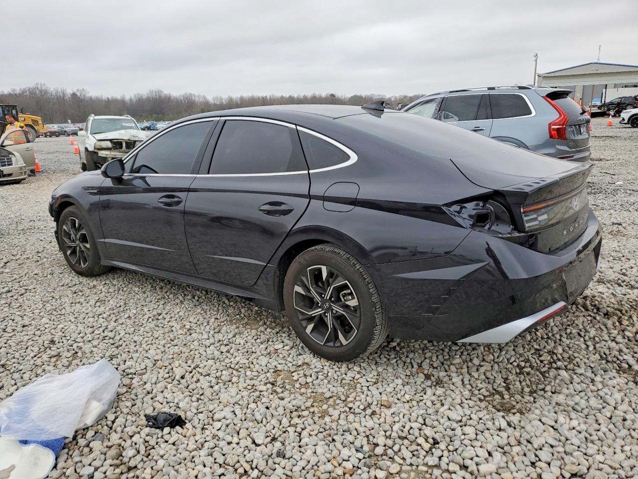 2025 HYUNDAI SONATA SEL photo 3