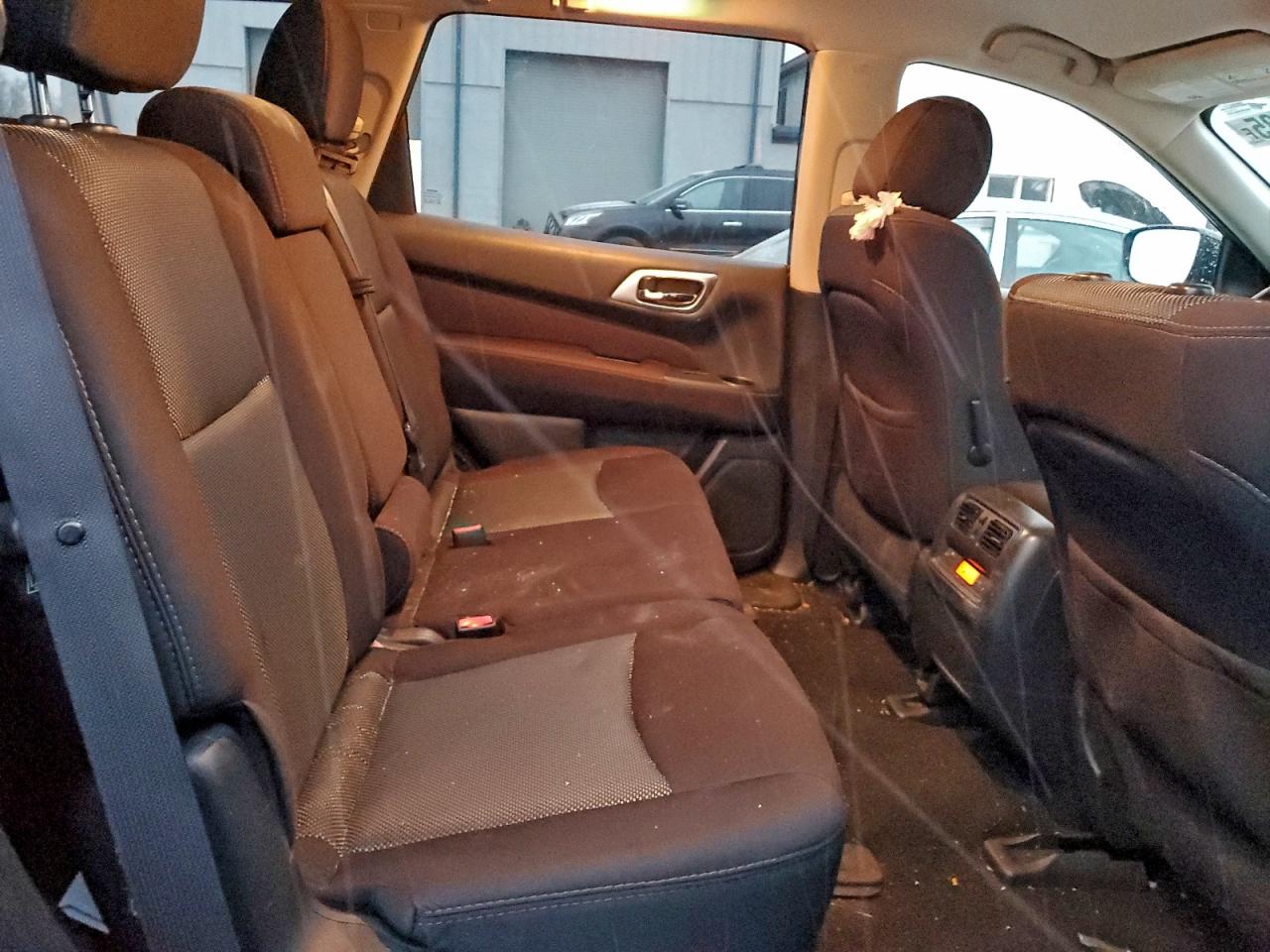 2017 NISSAN PATHFINDER S photo 11