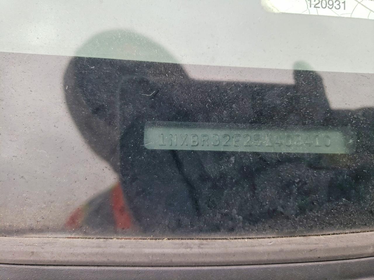 2005 TOYOTA COROLLA CE photo 12