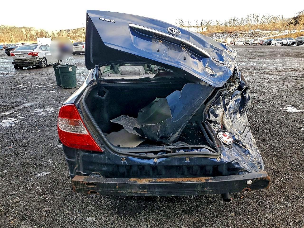 2002 TOYOTA CAMRY LE photo 6