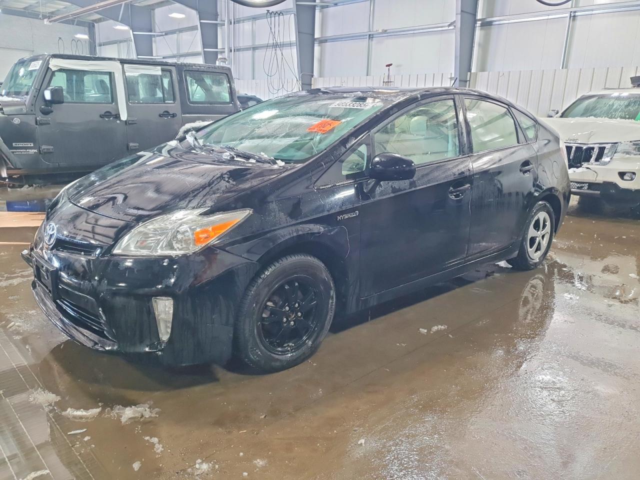 2014 TOYOTA PRIUS