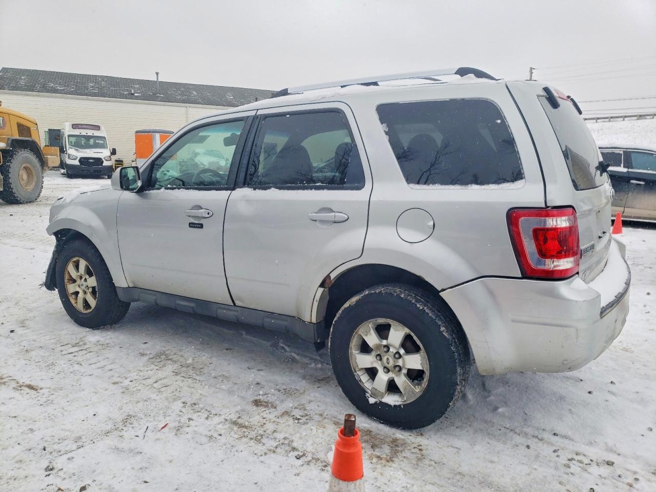 2010 FORD ESCAPE LIMITED photo 3
