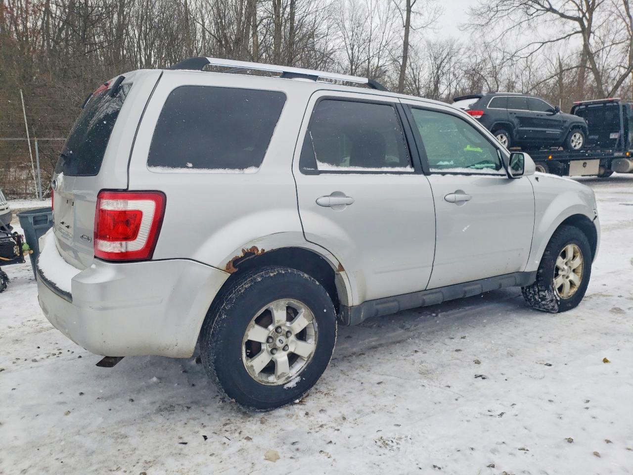 2010 FORD ESCAPE LIMITED photo 5