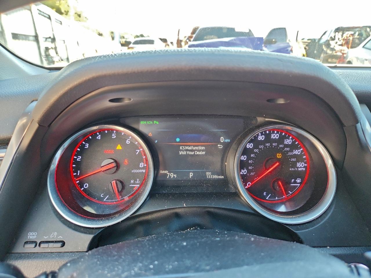 2018 TOYOTA CAMRY XSE photo 9