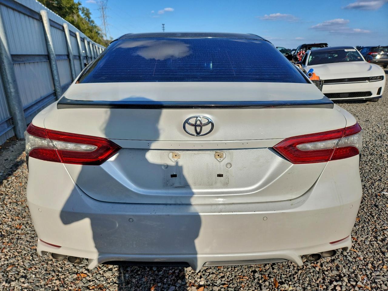 2018 TOYOTA CAMRY XSE photo 6