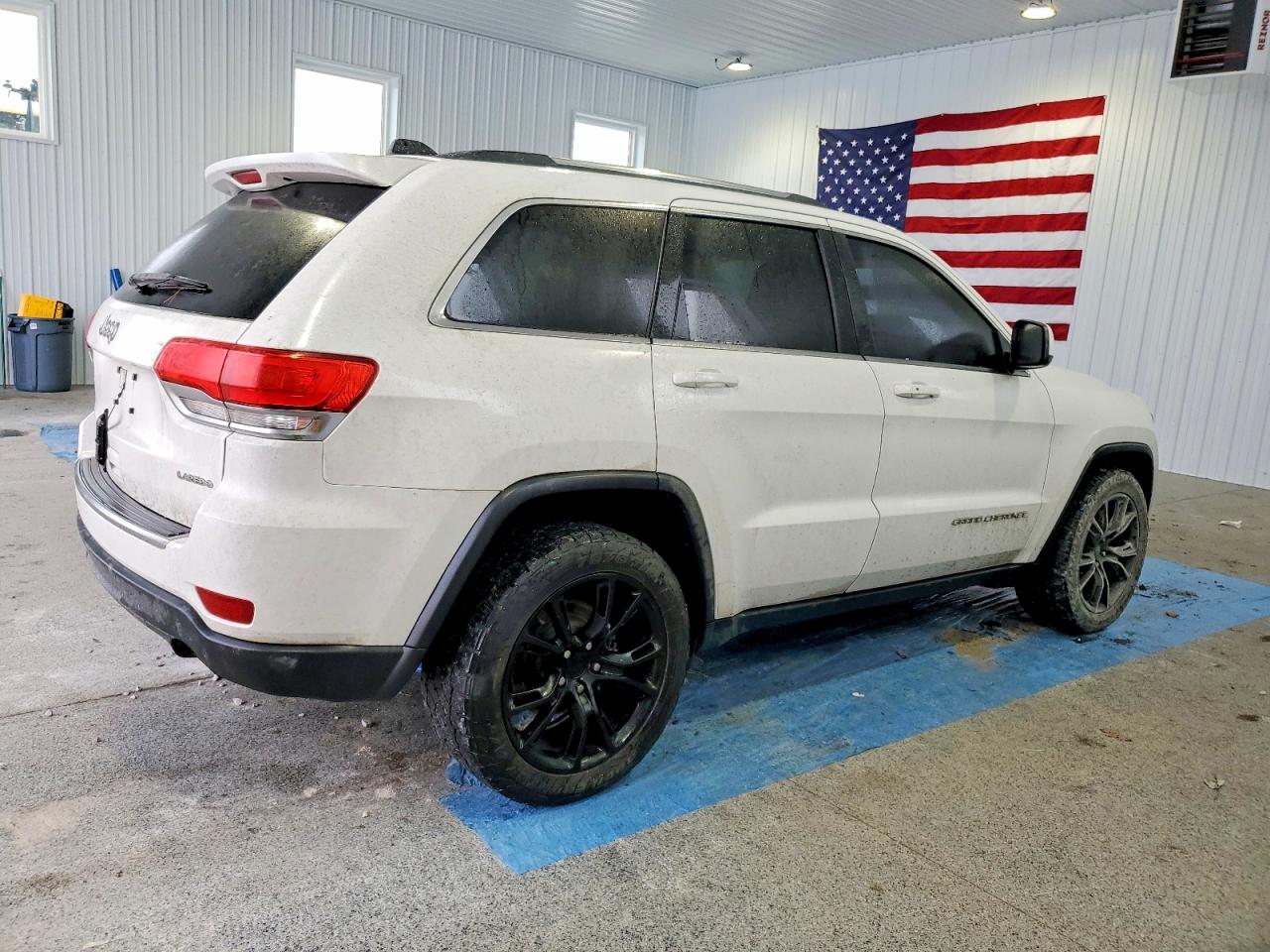2014 JEEP GRAND CHEROKEE LAREDO photo 3