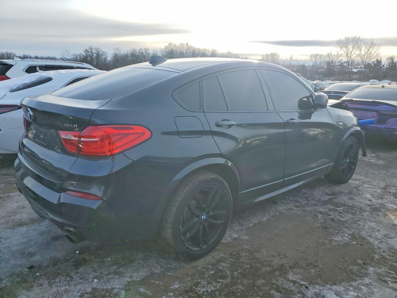 2018 BMW X4 XDRIVEM40I photo 3