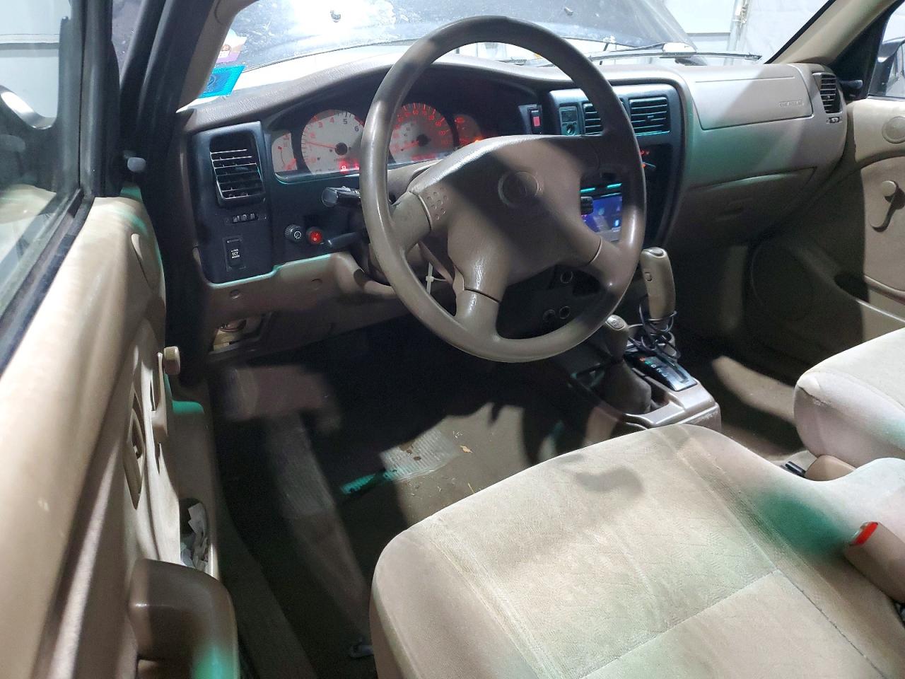 2002 TOYOTA TACOMA XTRACAB photo 8