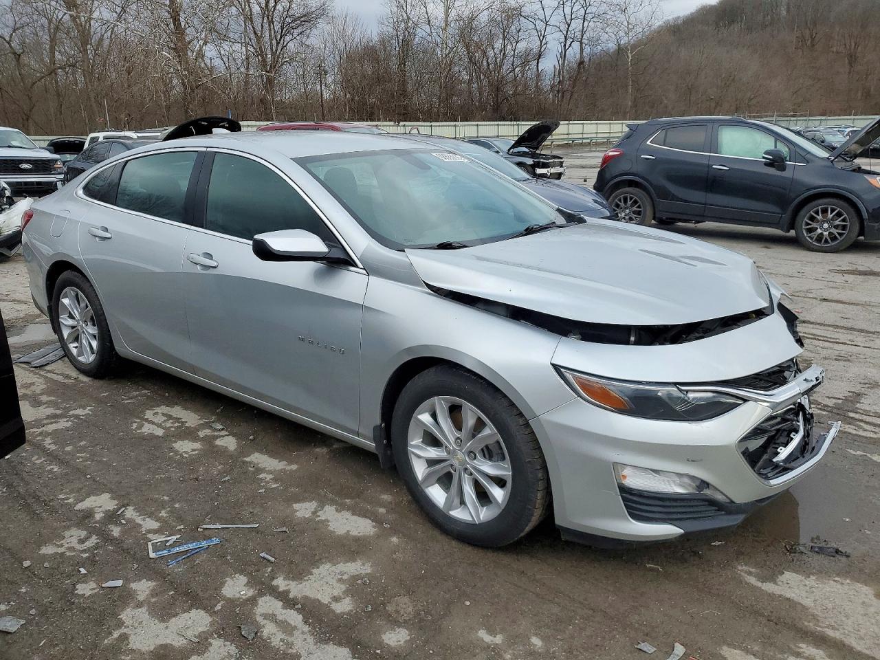 2020 CHEVROLET MALIBU LT photo 4