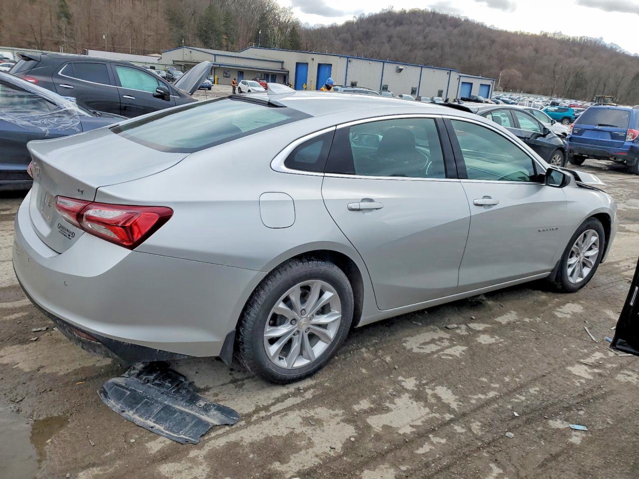 2020 CHEVROLET MALIBU LT photo 3