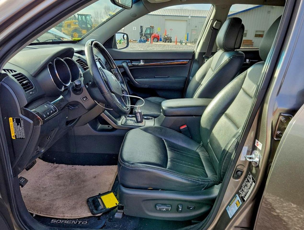 2013 KIA SORENTO SX photo 13