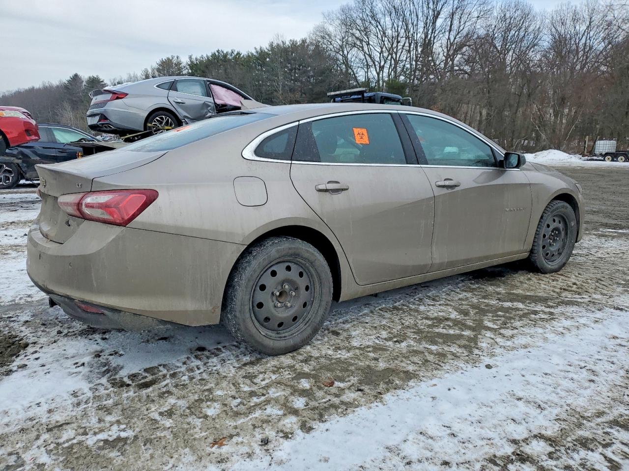 2022 CHEVROLET MALIBU LT photo 3