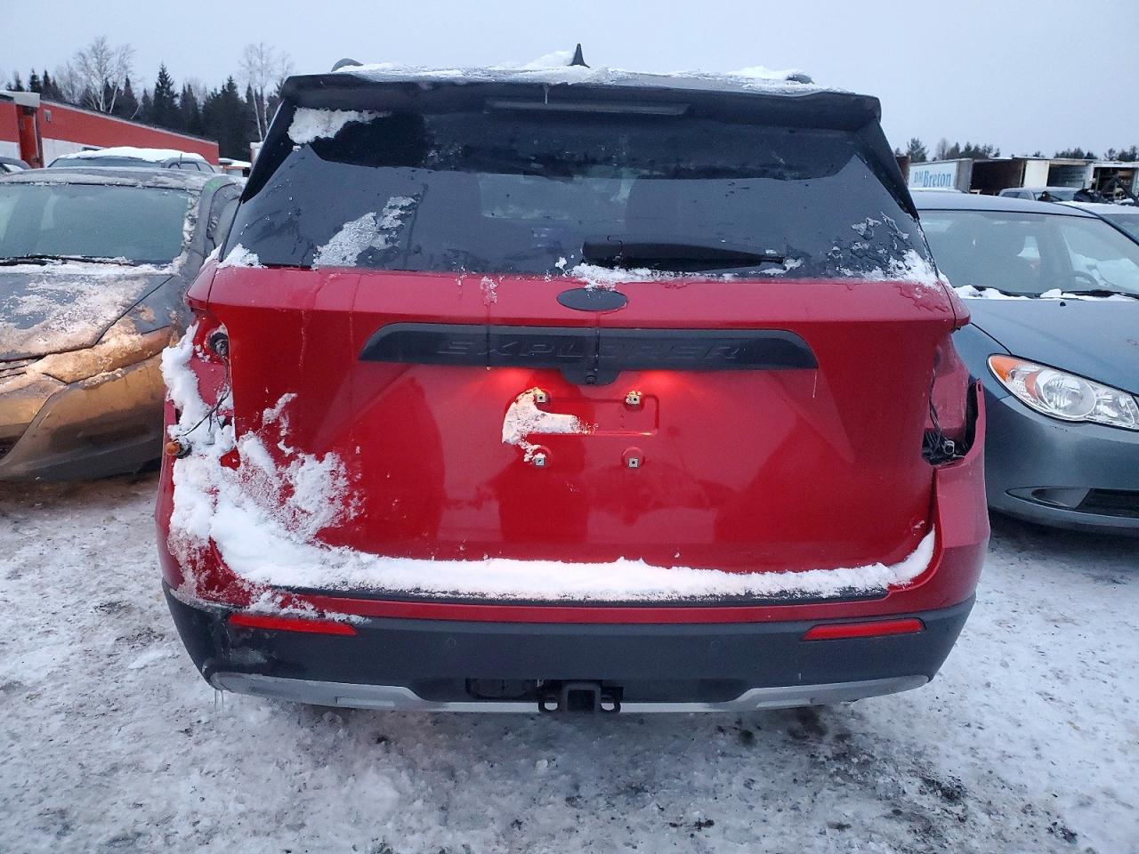 2020 FORD EXPLORER XLT photo 16