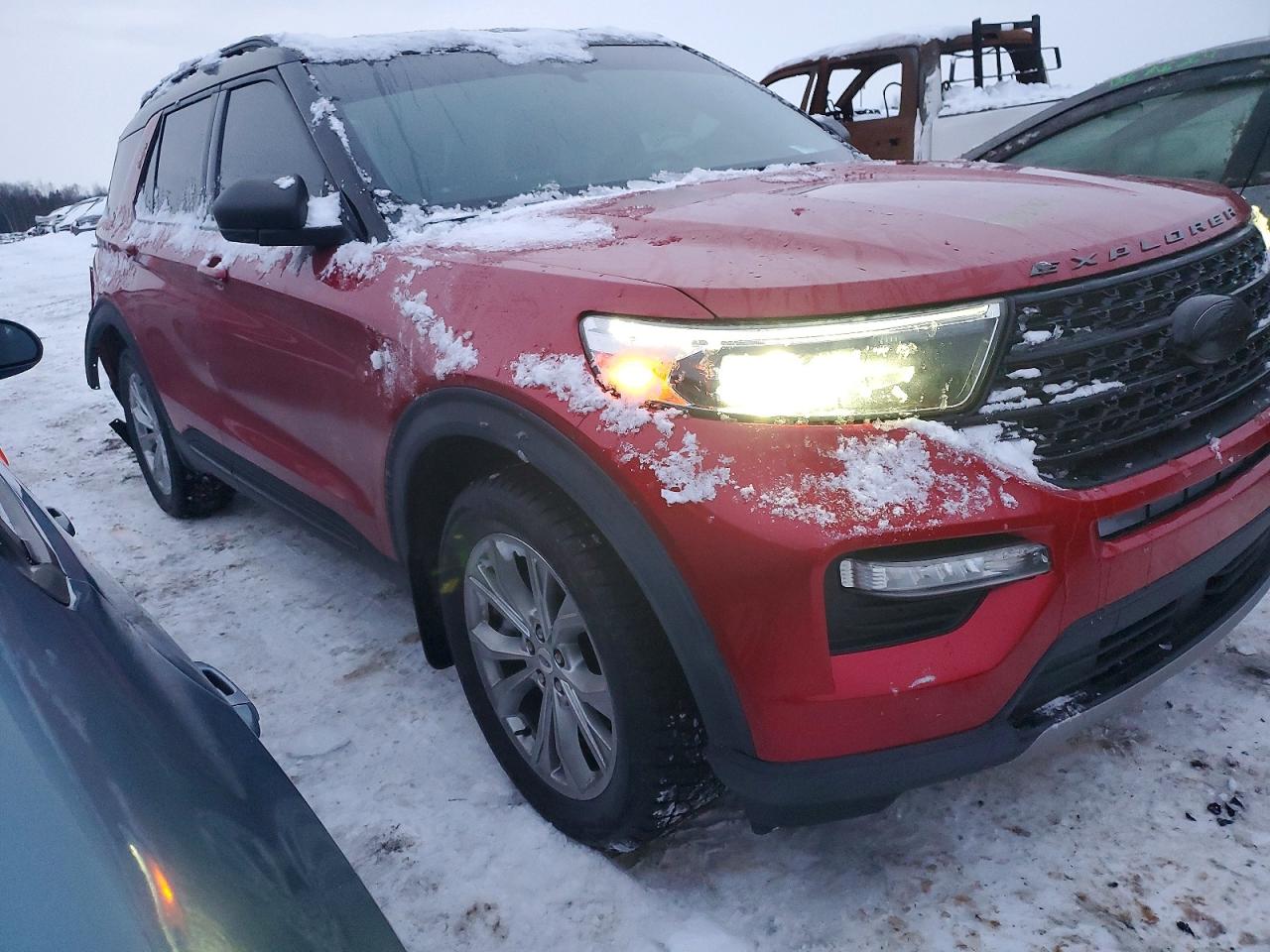 2020 FORD EXPLORER XLT photo 10