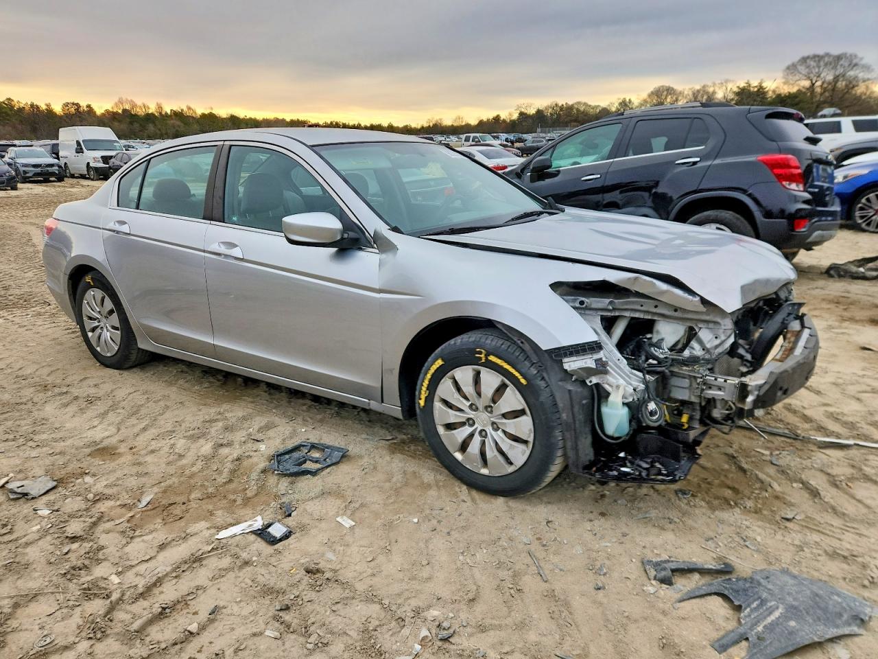 2012 HONDA ACCORD LX photo 4