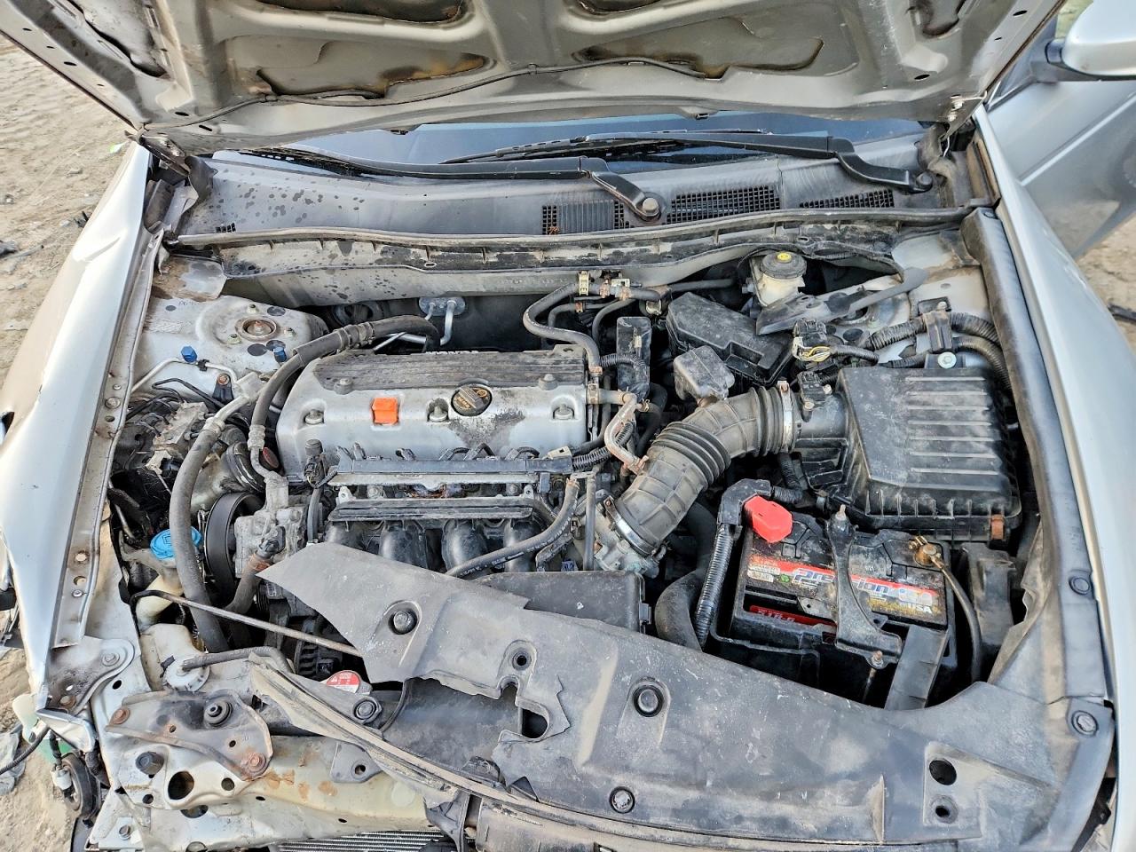 2012 HONDA ACCORD LX photo 11