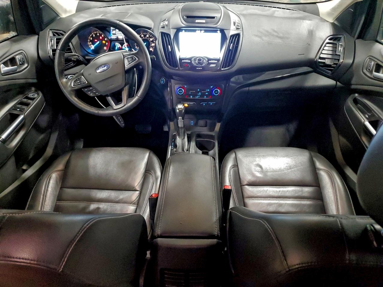 2017 FORD ESCAPE TITANIUM photo 8