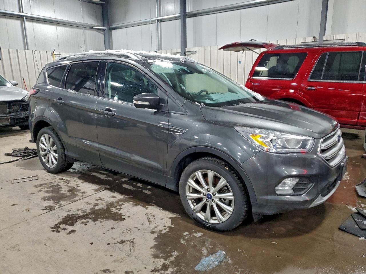 2017 FORD ESCAPE TITANIUM photo 4