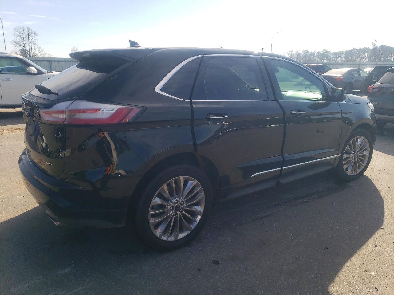 2024 FORD EDGE TITANIUM photo 3