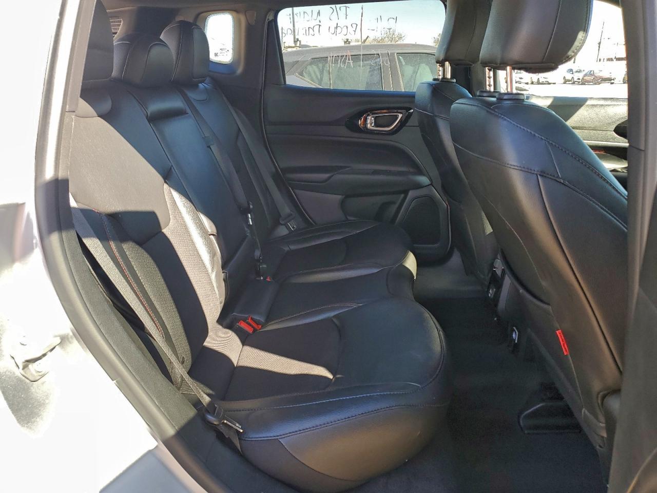2024 JEEP COMPASS TRAILHAWK photo 11