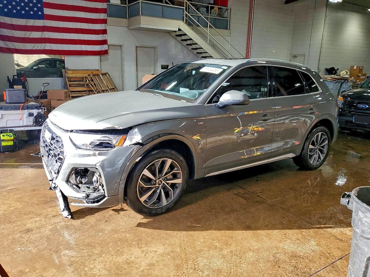2023 AUDI Q5