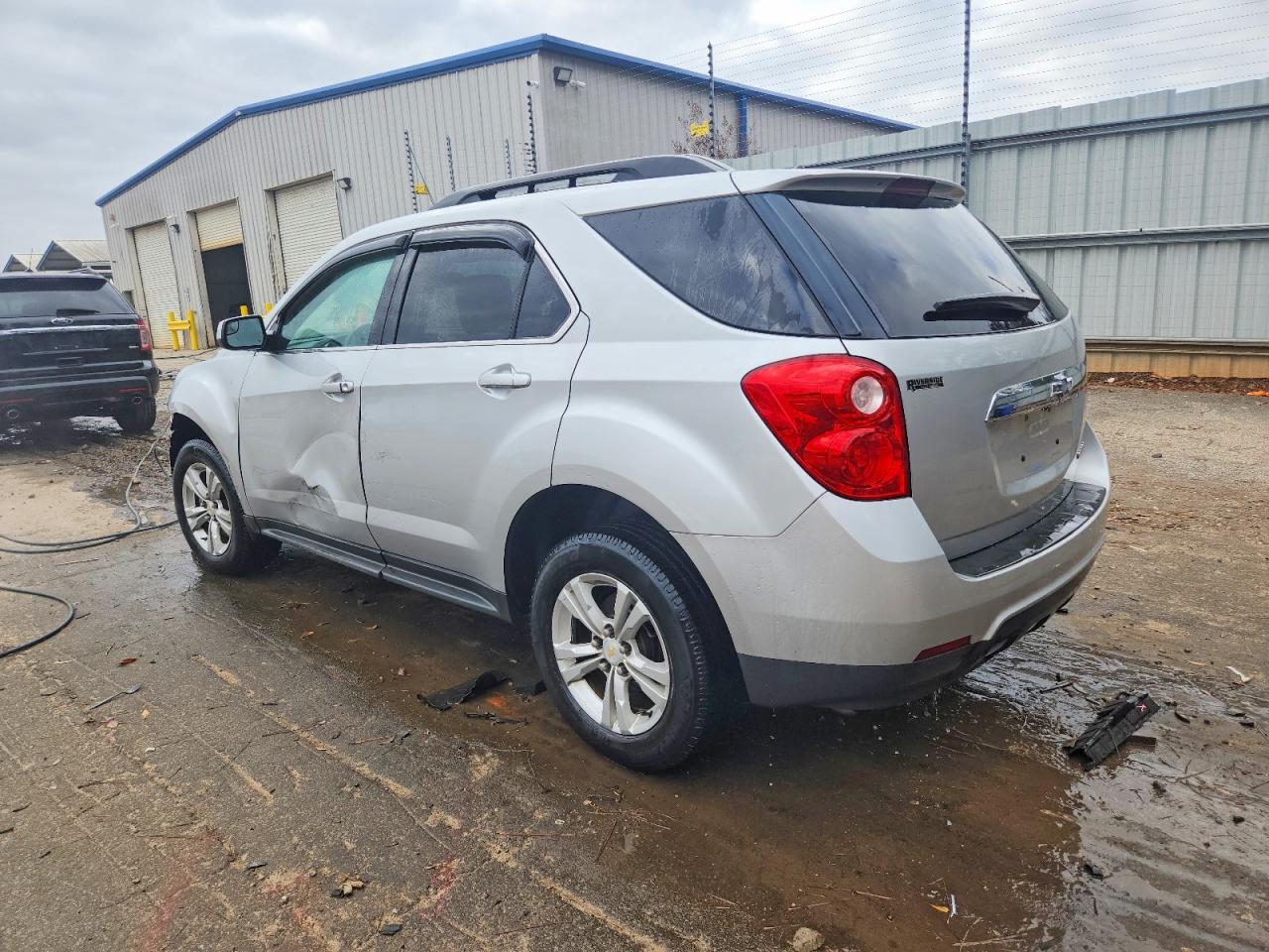 2014 CHEVROLET EQUINOX LT photo 2