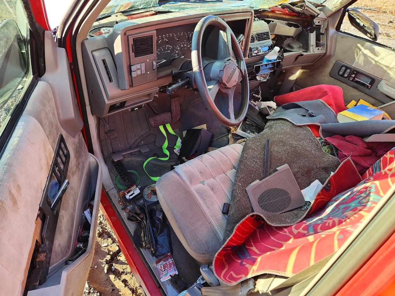1993 CHEVROLET GMT-400 C1500 photo 22