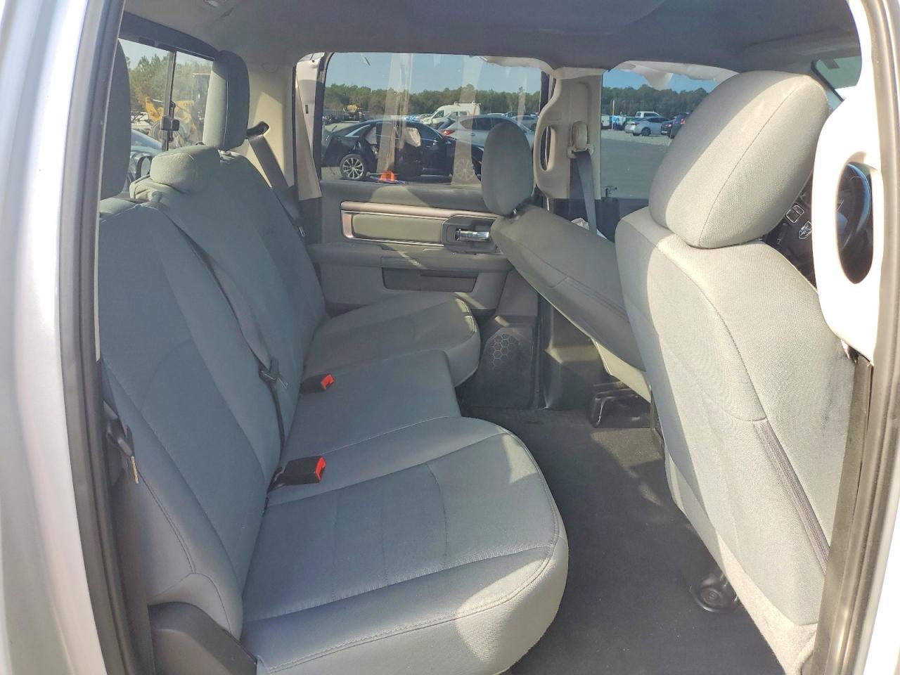2019 RAM 1500 CLASSIC SLT photo 10