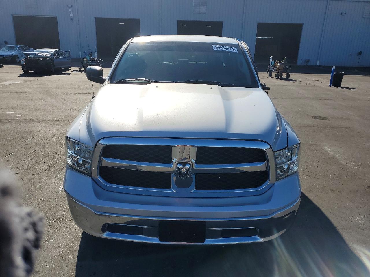 2019 RAM 1500 CLASSIC SLT photo 5