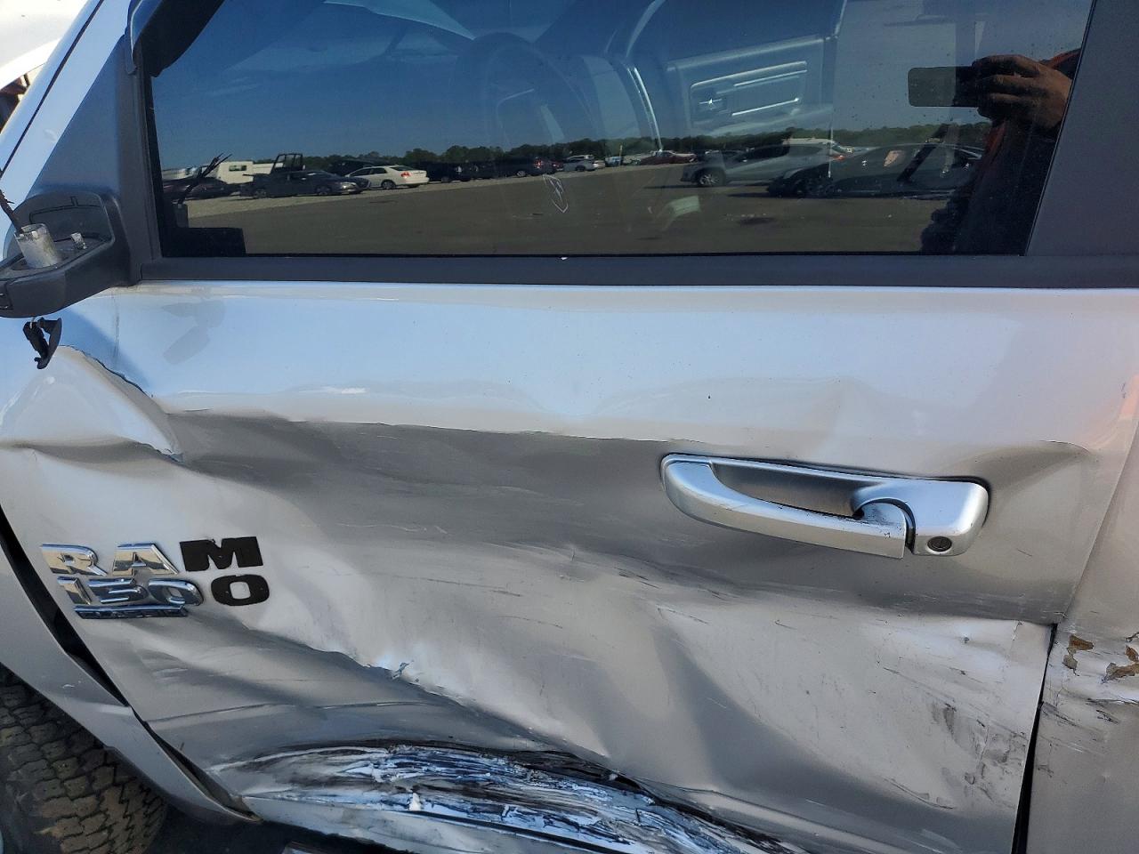 2019 RAM 1500 CLASSIC SLT photo 7