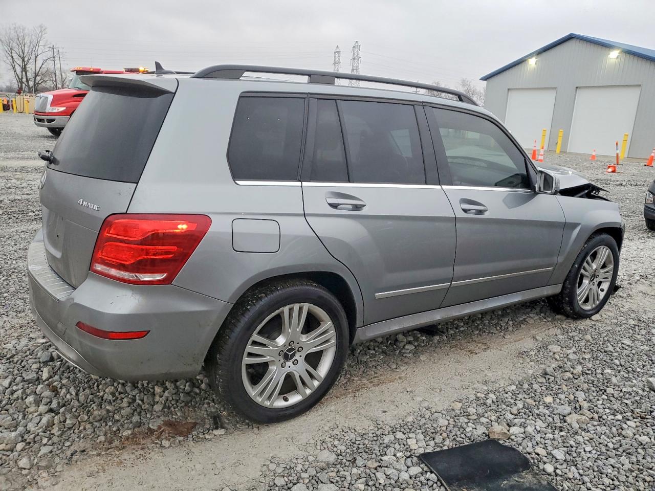2015 MERCEDES-BENZ GLK 350 4MATIC photo 5