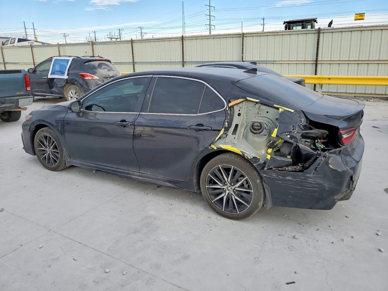2024 TOYOTA CAMRY SE NIGHT SHADE photo 2
