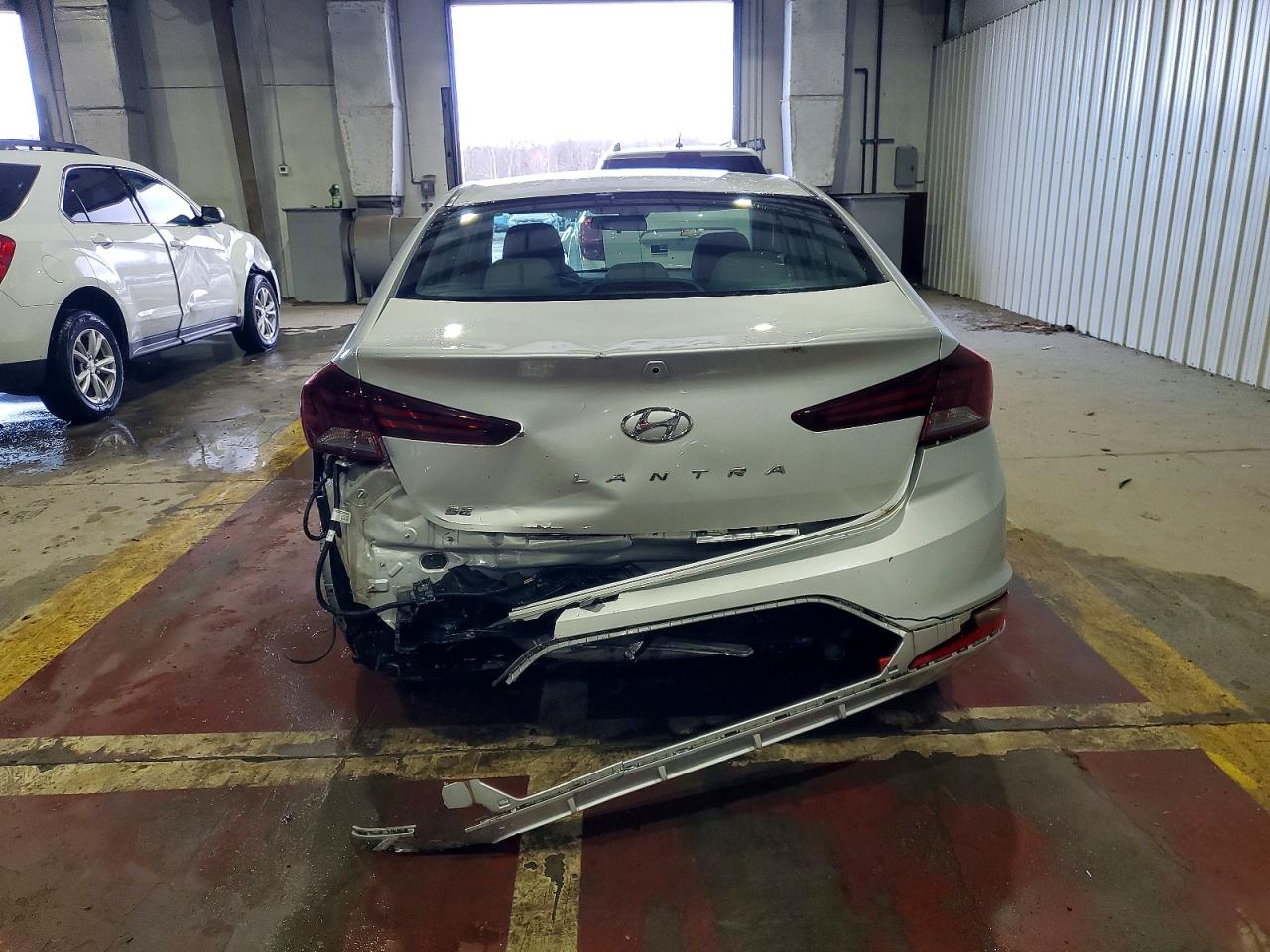 2020 HYUNDAI ELANTRA SE photo 6