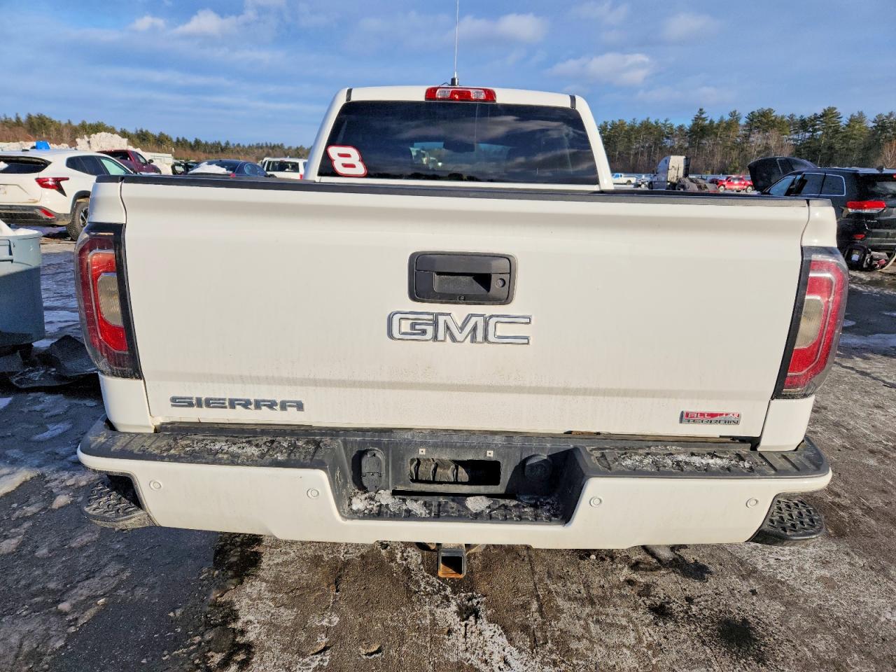 2017 GMC SIERRA K1500 SLT photo 11